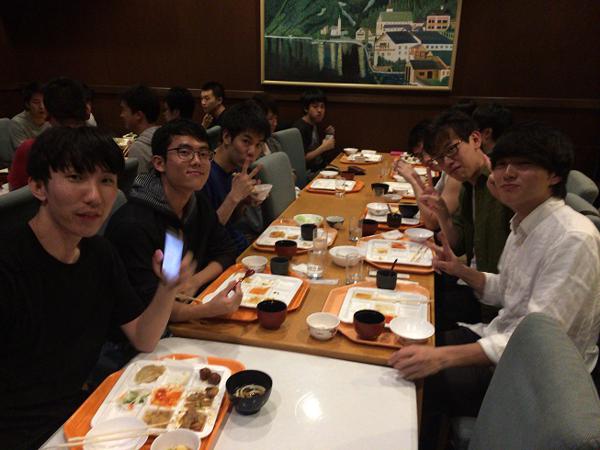 夕食